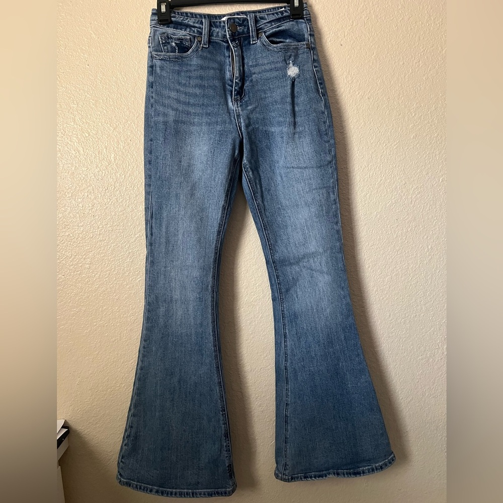 Light Wash Flared Jeans